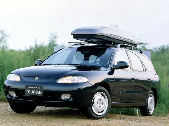 Hyundai Avante 1.5 AT (107 л.с.) - II 1995 – 1998, универсал 5 дв.