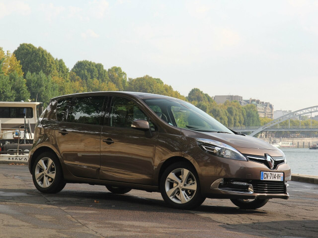 Renault Scenic 1.4 MT (130 л.с.) - III Рестайлинг 2 2013 – 2016, компактвэн