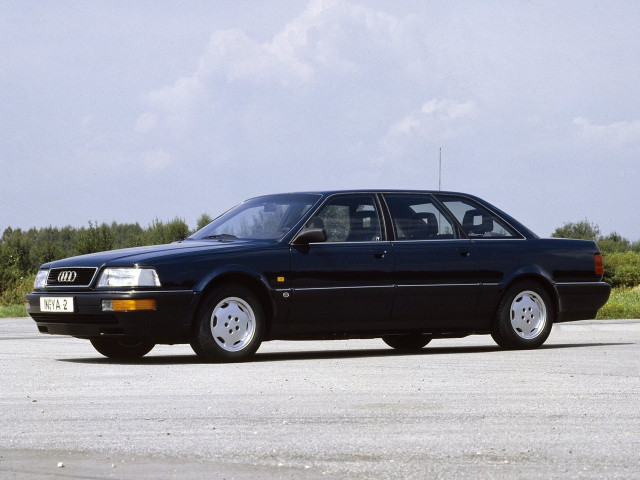 Audi V8 4.2 AT 4x4 (280 л.с.) -  1988 – 1994, седан