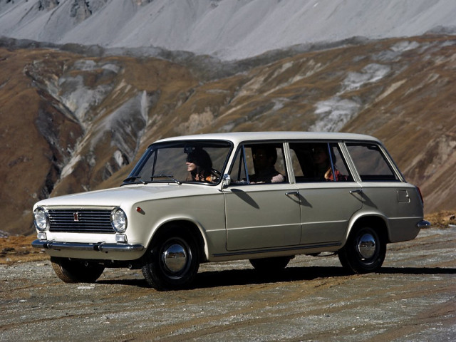 Fiat 124 1.2 MT (65 л.с.) - I 1966 – 1976, универсал 5 дв.