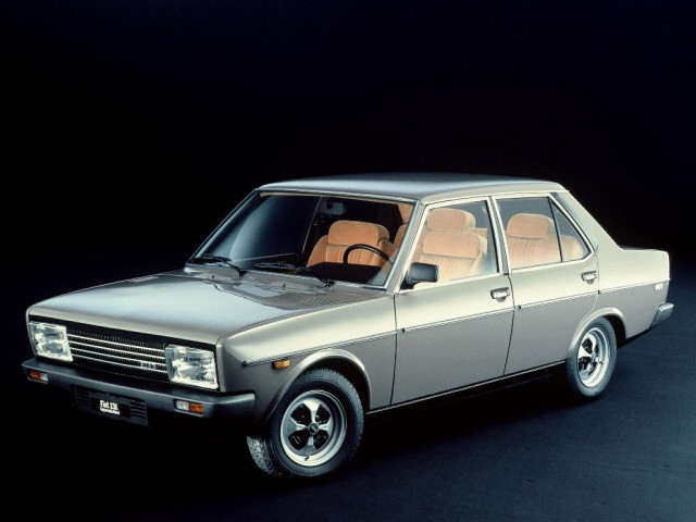 Fiat 131 2.0 MT (140 л.с.) -  1974 – 1985, седан