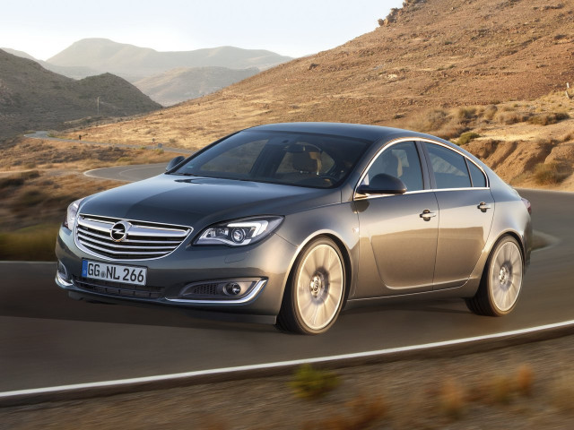Opel Insignia 1.4 MT (140 л.с.) - I Рестайлинг 2013 – 2017, лифтбек