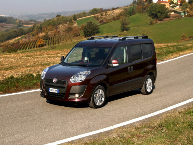 Fiat Doblo 1.3D AT (90 л.с.) - II 2009 – 2015, компактвэн