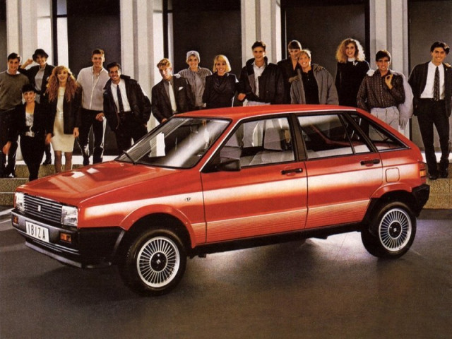 SEAT Ibiza 1.2 MT (71 л.с.) - I 1984 – 1993, хэтчбек 5 дв.
