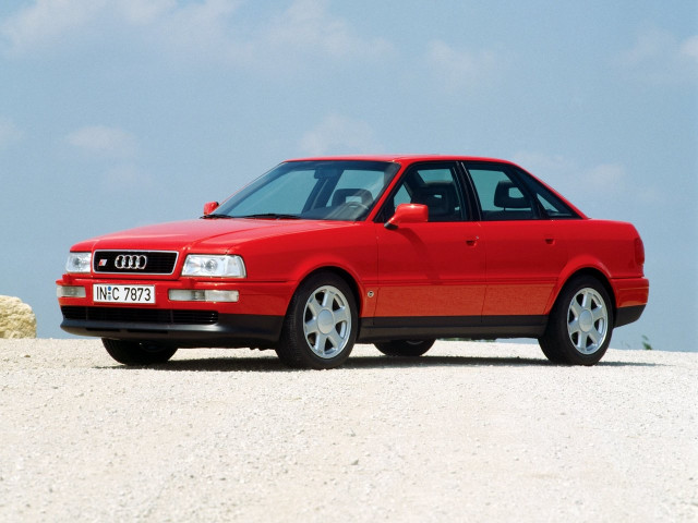 Audi S2 2.3 MT 4x4 (220 л.с.) - I 1990 – 1995, седан
