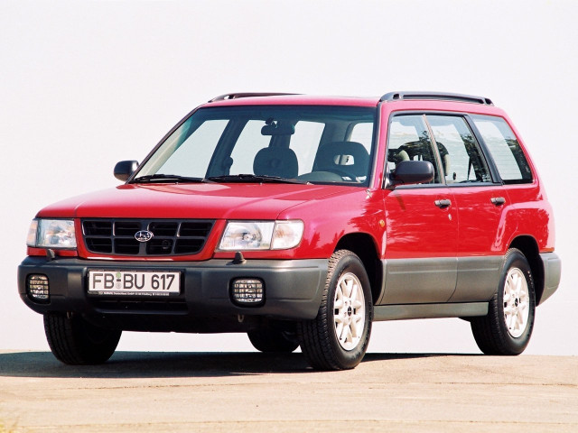 Subaru Forester 2.5 AT 4x4 (165 л.с.) - I 1997 – 2000, универсал 5 дв.