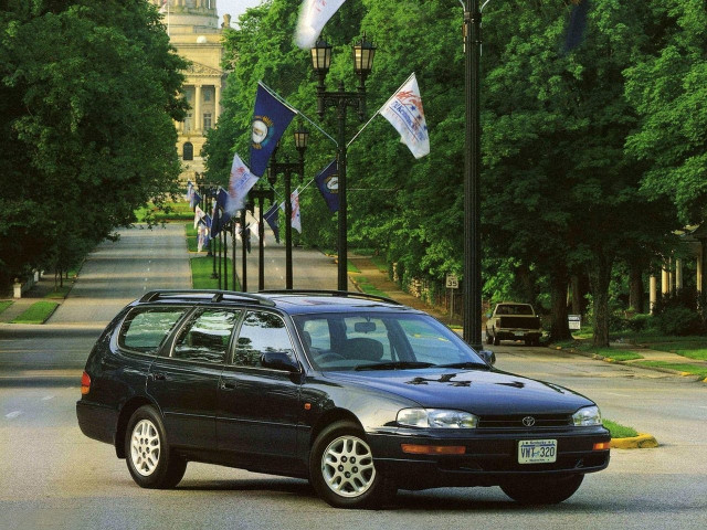 Toyota универсал 5 дв. 1992-1996