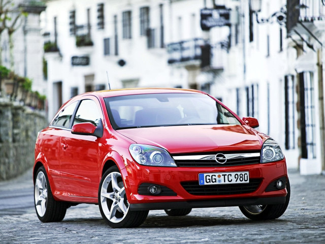 Opel Astra 1.7D MT (80 л.с.) - H 2004 – 2007, хэтчбек 3 дв.