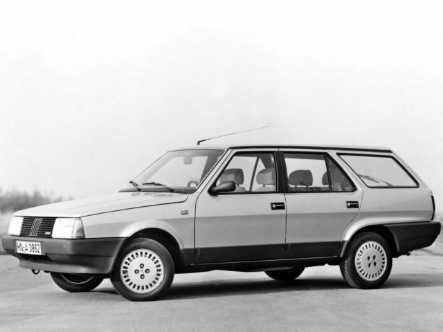 Fiat Regata 1.6 MT (101 л.с.) -  1983 – 1990, универсал 5 дв.