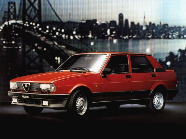 Alfa Romeo Giulietta 2.0D MT (82 л.с.) - II 1977 – 1985, седан