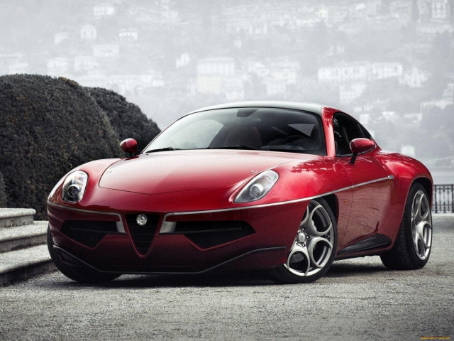 Alfa Romeo купе 2013