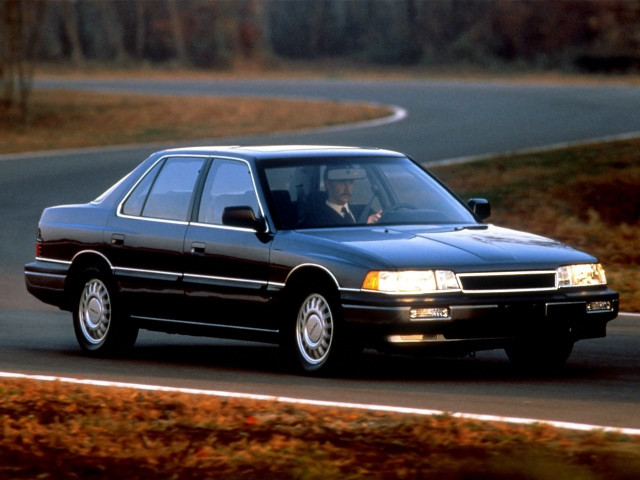 Acura Legend 2.7 MT (161 л.с.) - I 1986 – 1990, седан