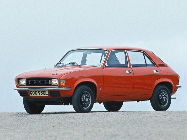 Austin Allegro 1.0 MT (45 л.с.) -  1973 – 1983, хэтчбек 5 дв.