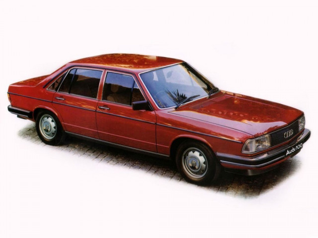 Audi 100 2.0 MT (115 л.с.) - II (C2) 1976 – 1983, седан