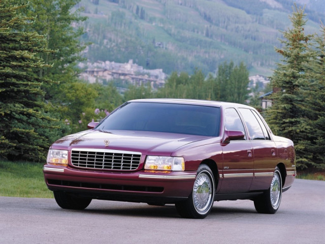 Cadillac DeVille 4.6 AT (300 л.с.) - VII 1994 – 1999, седан