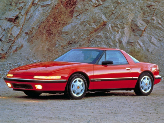 Buick Reatta 3.8 AT (173 л.с.) -  1988 – 1991, купе