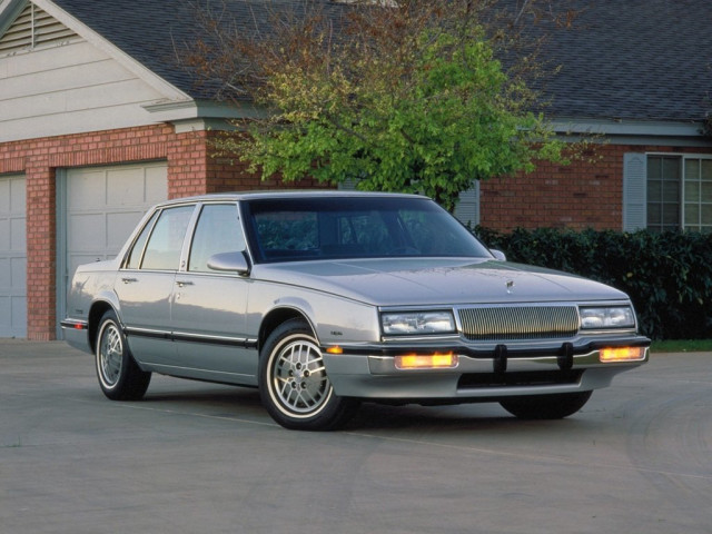 Buick LeSabre 3.8 AT (150 л.с.) - VI 1986 – 1991, седан