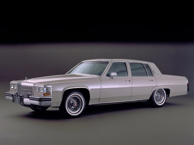Cadillac DeVille 4.1 AT (144 л.с.) - V 1977 – 1984, седан