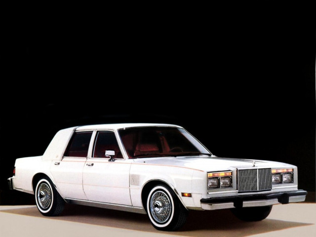 Chrysler Fifth Avenue 5.2 AT (140 л.с.) - I 1982 – 1989, седан