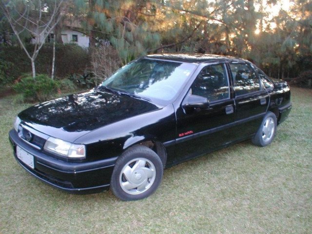 Chevrolet Vectra 2.0 MT (150 л.с.) - I 1993 – 1996, седан