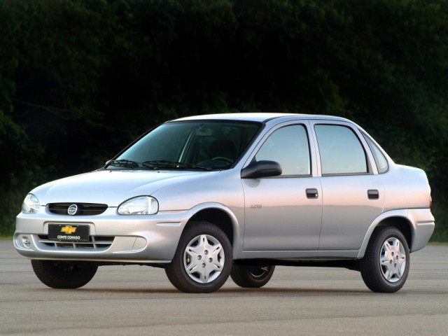 Chevrolet Corsa 1.0 MT (60 л.с.) -  1994 – 2001, седан