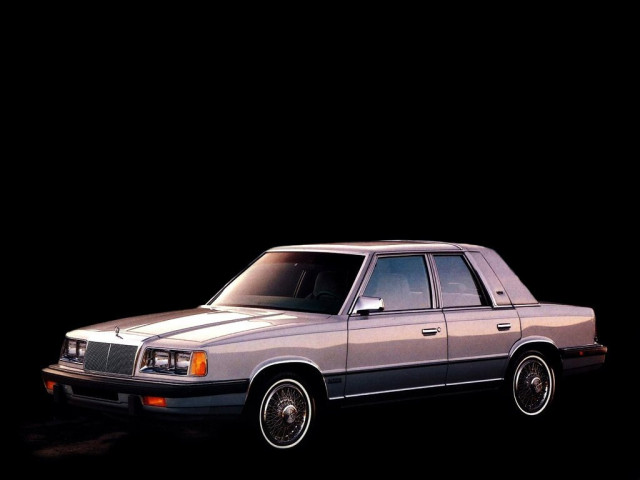 Chrysler LeBaron 2.6 MT (152 л.с.) - II 1981 – 1989, седан
