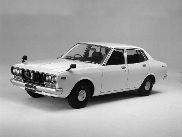 Datsun Bluebird 1.8 MT (88 л.с.) -  1976 – 1981, седан