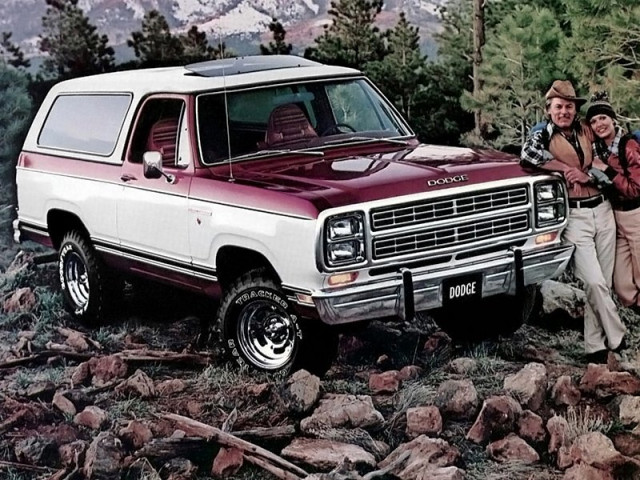 Dodge I внедорожник 3 дв. 1974-1980