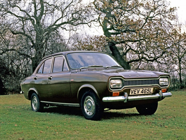 Ford Escort 1.1 MT (44 л.с.) - I 1968 – 1976, седан