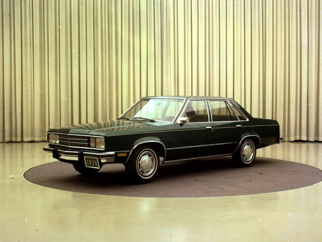 Ford Fairmont 4.2 AT (117 л.с.) -  1978 – 1983, седан