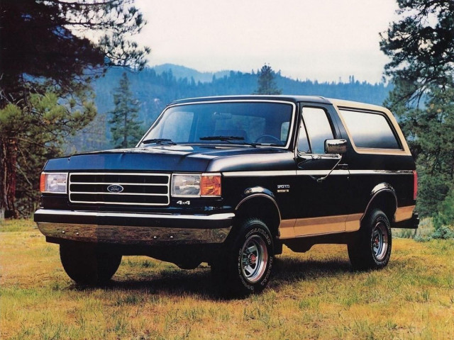 Ford Bronco 4.9 AT 4x4 (170 л.с.) - IV 1987 – 1991, внедорожник 3 дв.