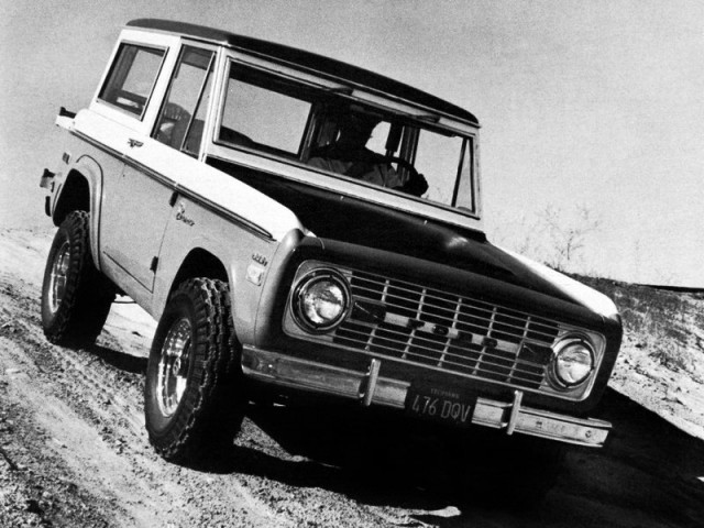 Ford Bronco 4.7 AT (200 л.с.) - I 1966 – 1977, внедорожник 3 дв.