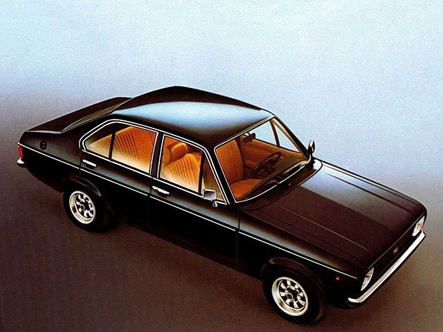 Ford Escort 1.6 MT (84 л.с.) - II 1973 – 1981, седан