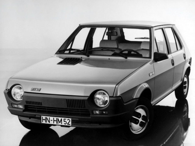 Fiat Ritmo 1.4 MT (65 л.с.) - I 1978 – 1989, хэтчбек 5 дв.
