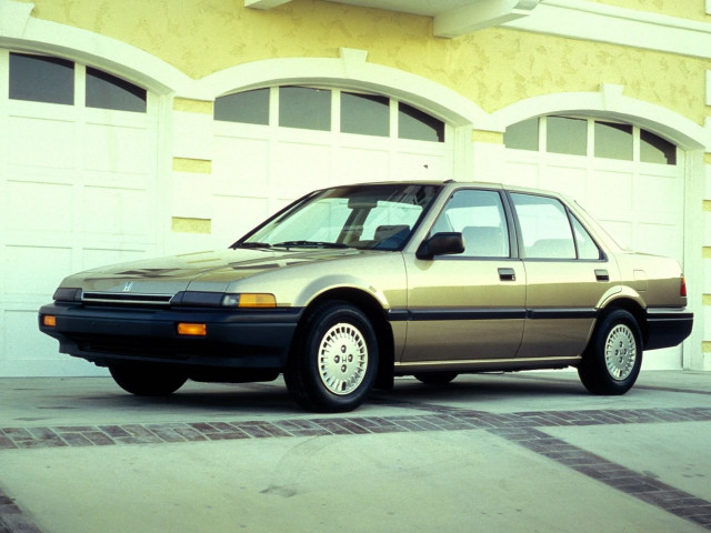 Honda Accord 2.0 MT (102 л.с.) - III 1985 – 1989, седан