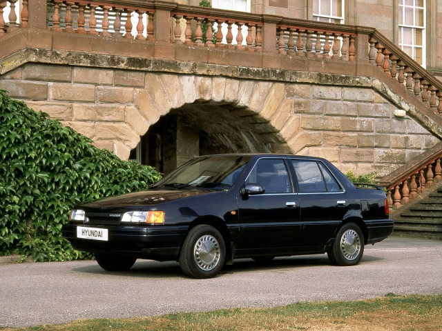 Hyundai Excel 1.5 AT (72 л.с.) - II 1989 – 1998, седан