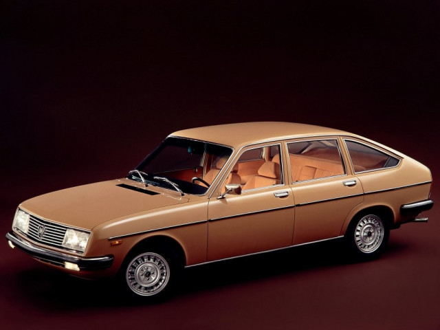 Lancia Beta 2.0 MT (122 л.с.) -  1972 – 1984, седан