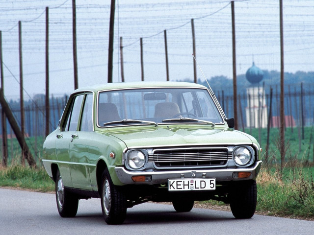 Mazda 1000 1.0 MT (58 л.с.) -  1967 – 1977, седан