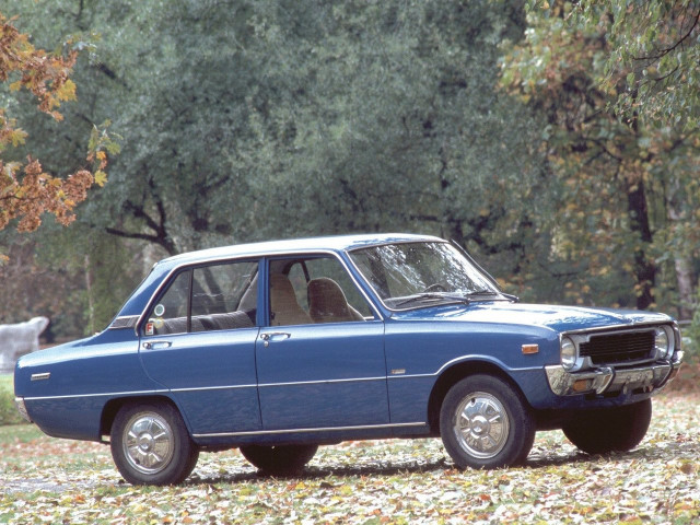 Mazda 1300 1.3 AT (60 л.с.) -  1975 – 1977, седан