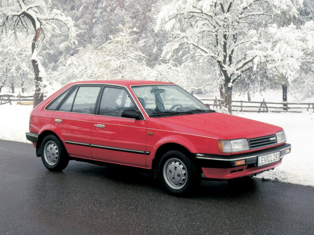 Mazda 323 1.8D MT (54 л.с.) - III (BF) 1985 – 1993, хэтчбек 5 дв.