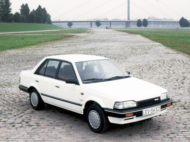Mazda 323 1.5 MT (115 л.с.) - III (BF) 1985 – 1993, седан