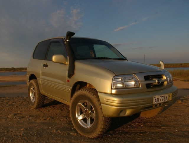 Mazda Proceed Levante 2.0 AT 4x4 (140 л.с.) - II 1997 – 2001, внедорожник 3 дв.
