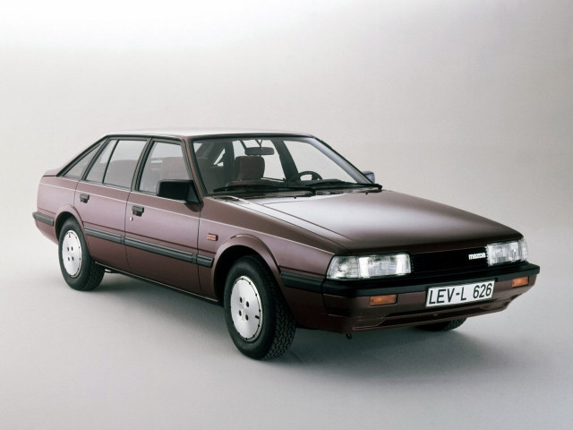 Mazda 626 1.6 MT (75 л.с.) - II (GC) 1982 – 1987, лифтбек