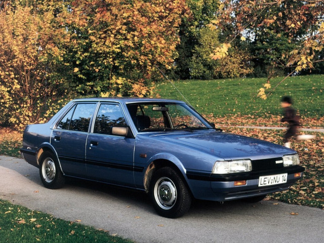 Mazda 626 2.0D MT (63 л.с.) - II (GC) 1982 – 1987, седан