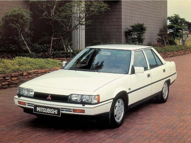 Mitsubishi Galant 2.4 AT (112 л.с.) - V 1983 – 1990, седан