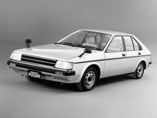 Nissan Pulsar 1.0 MT (50 л.с.) - II (N12) 1982 – 1986, хэтчбек 5 дв.
