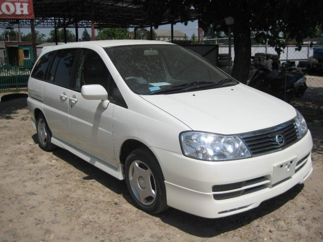 Nissan Prairie 2.0 AT (140 л.с.) - III (M12) 1998 – 2004, компактвэн