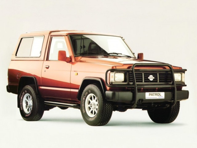Nissan Patrol 3.3D MT 4x4 (110 л.с.) - III (K160, K260) 1980 – 1994, внедорожник 3 дв.