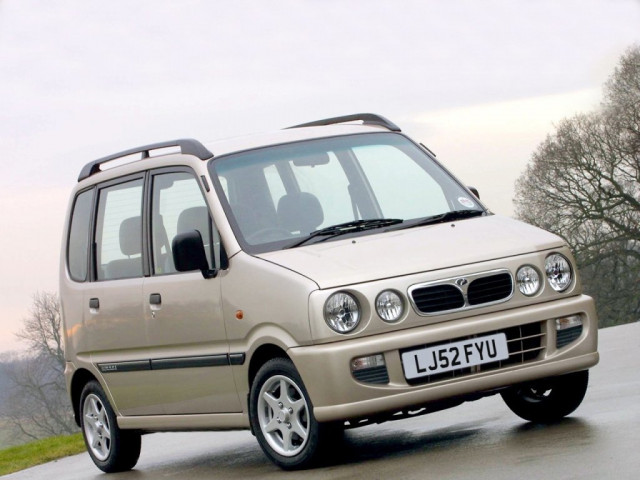 Perodua Kenari 1.0 AT (56 л.с.) -  2000 – 2008, микровэн