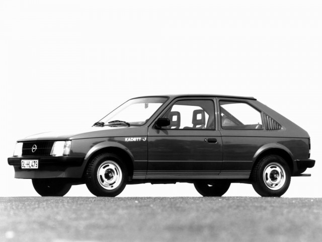 Opel Kadett 1.3 AT (60 л.с.) - D 1979 – 1984, хэтчбек 3 дв.